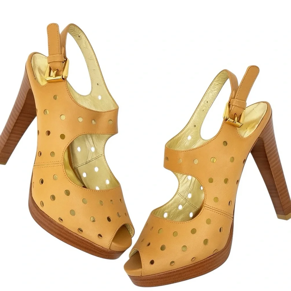 Stuart Weitzman Tan Leather Cutout Platform Heels Peep Toe Women’s Size 9 in EUC